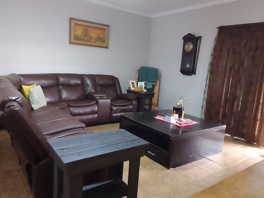 3 Bedroom Property for Sale in Protea Park North West